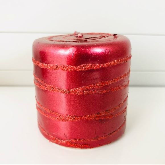 NWT Pottery Barn Set of 3 Red Glitter Pillar Candles - Picture 3 of 3
